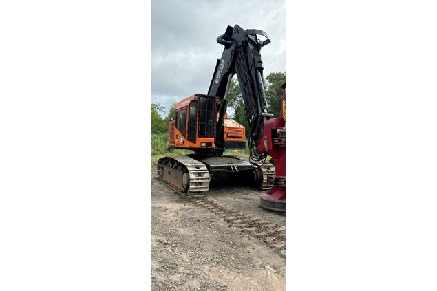 2015 TimberPro TN735B Track Feller Buncher